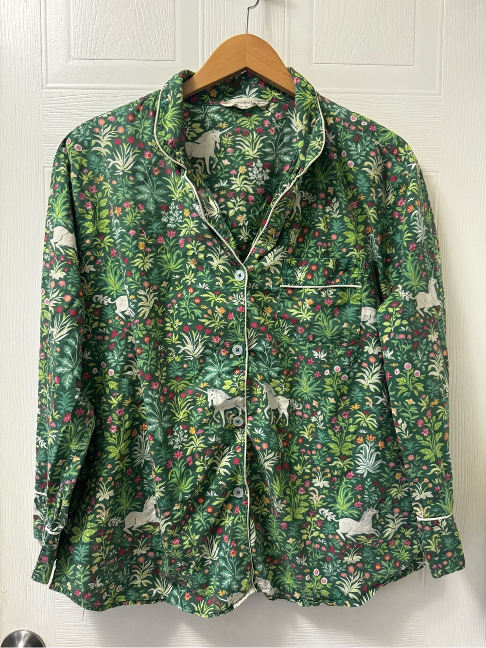 Printfresh Green Floral & White Horse Button-Down Shirt with White Piping